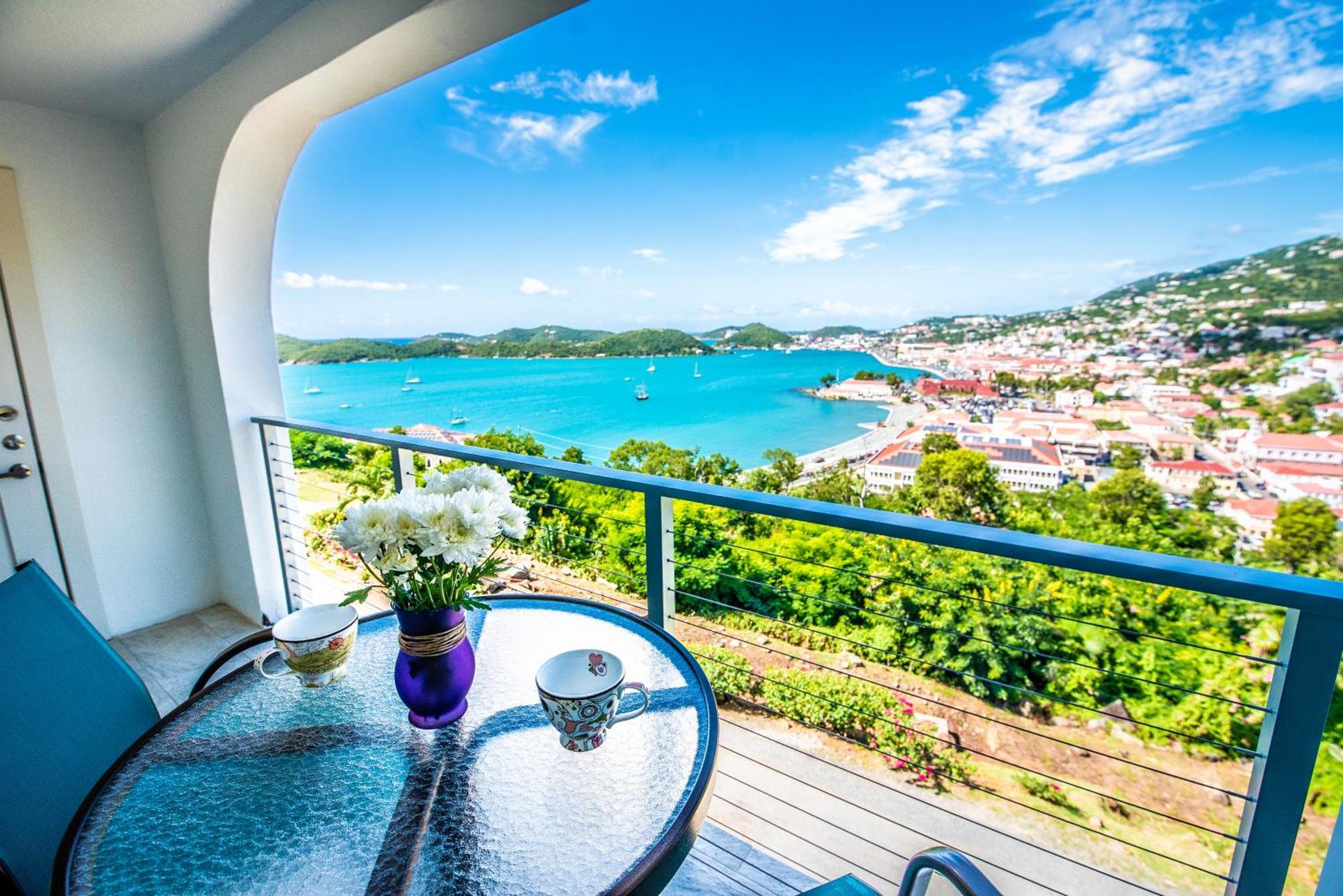 Hilltop Villas At Bluebeard'S Castle Charlotte Amalie Exterior foto